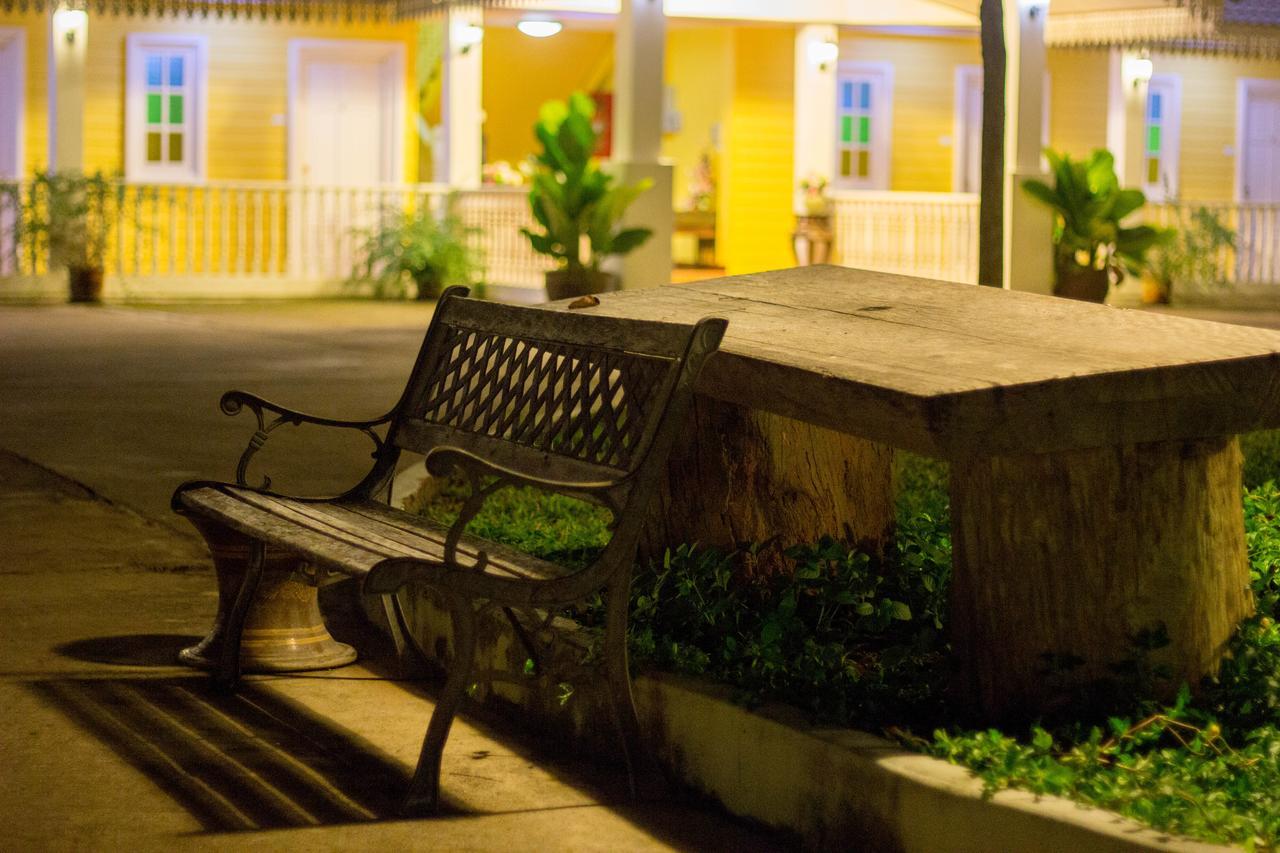 Raiwin Buri Resort Phrae Luaran gambar